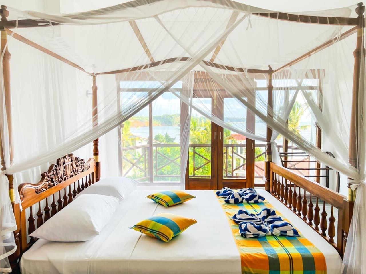 Twenty-Two Weligambay Hotell Weligama Eksteriør bilde