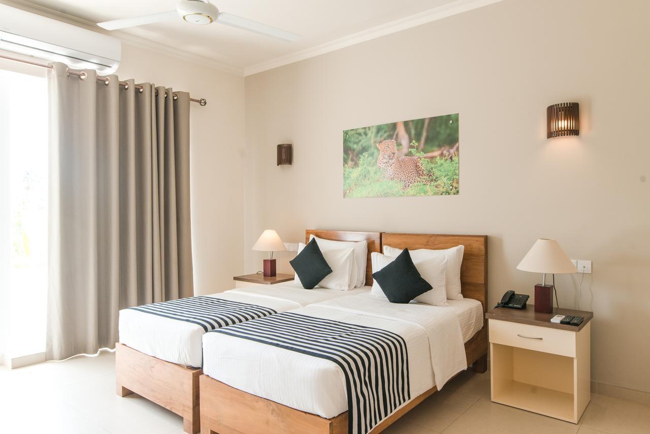 Twenty-Two Weligambay Hotell Weligama Eksteriør bilde
