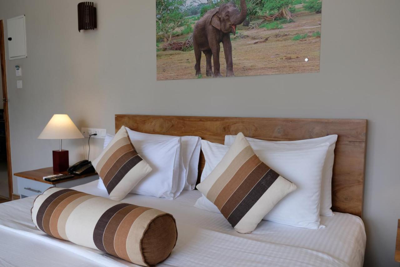 Twenty-Two Weligambay Hotell Weligama Eksteriør bilde