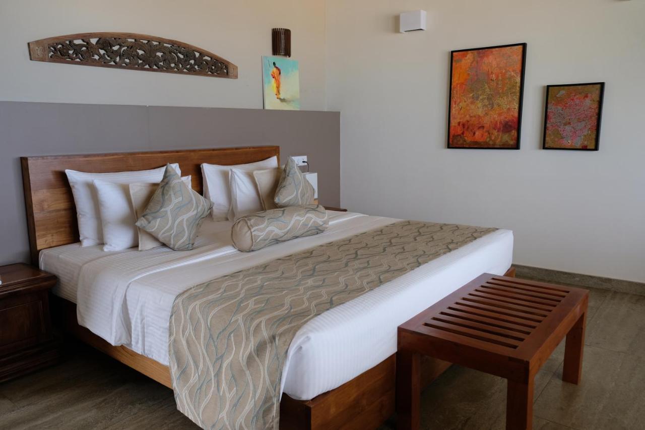Twenty-Two Weligambay Hotell Weligama Eksteriør bilde